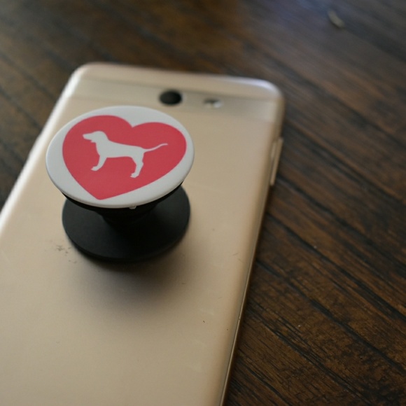 Pink Popsockets - Picture 2 of 5